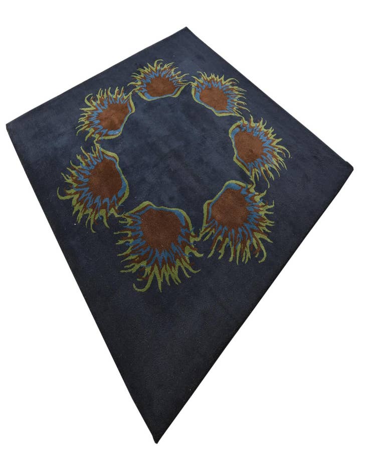 Detail image of 7' 5 x 7' 5 Luna Square Rug