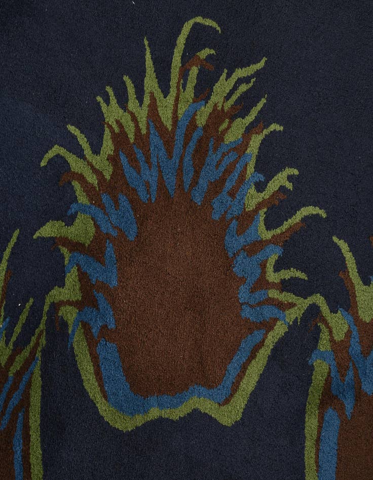 Detail image of 7' 5 x 7' 5 Luna Square Rug