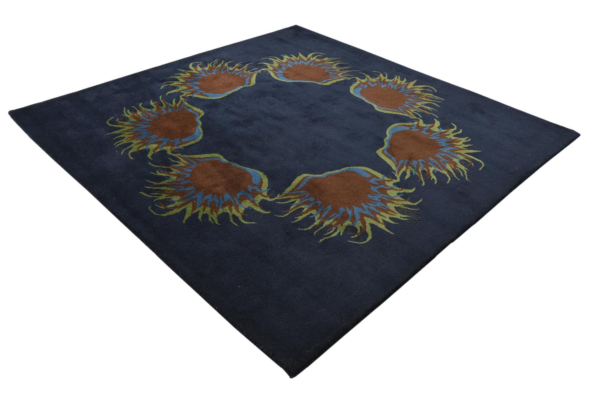 7' 5 x 7' 7 Luna Square Rug