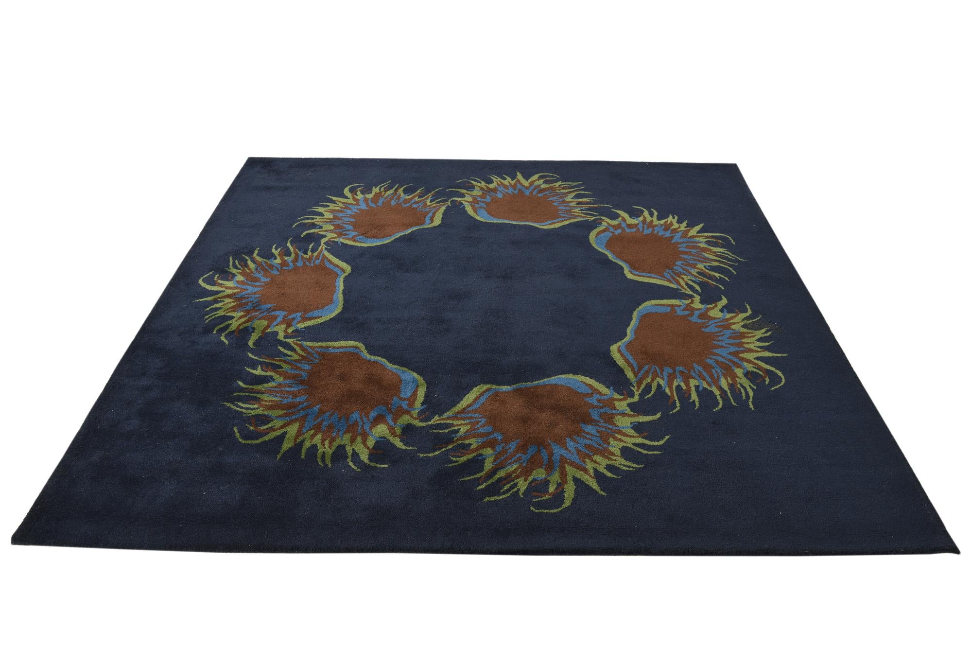 7' 5 x 7' 7 Luna Square Rug