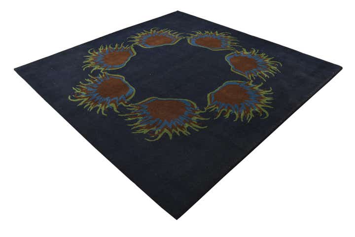 7' 7 x 7' 7 Luna Square Rug