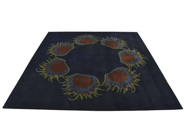 7' 7 x 7' 7 Luna Square Rug