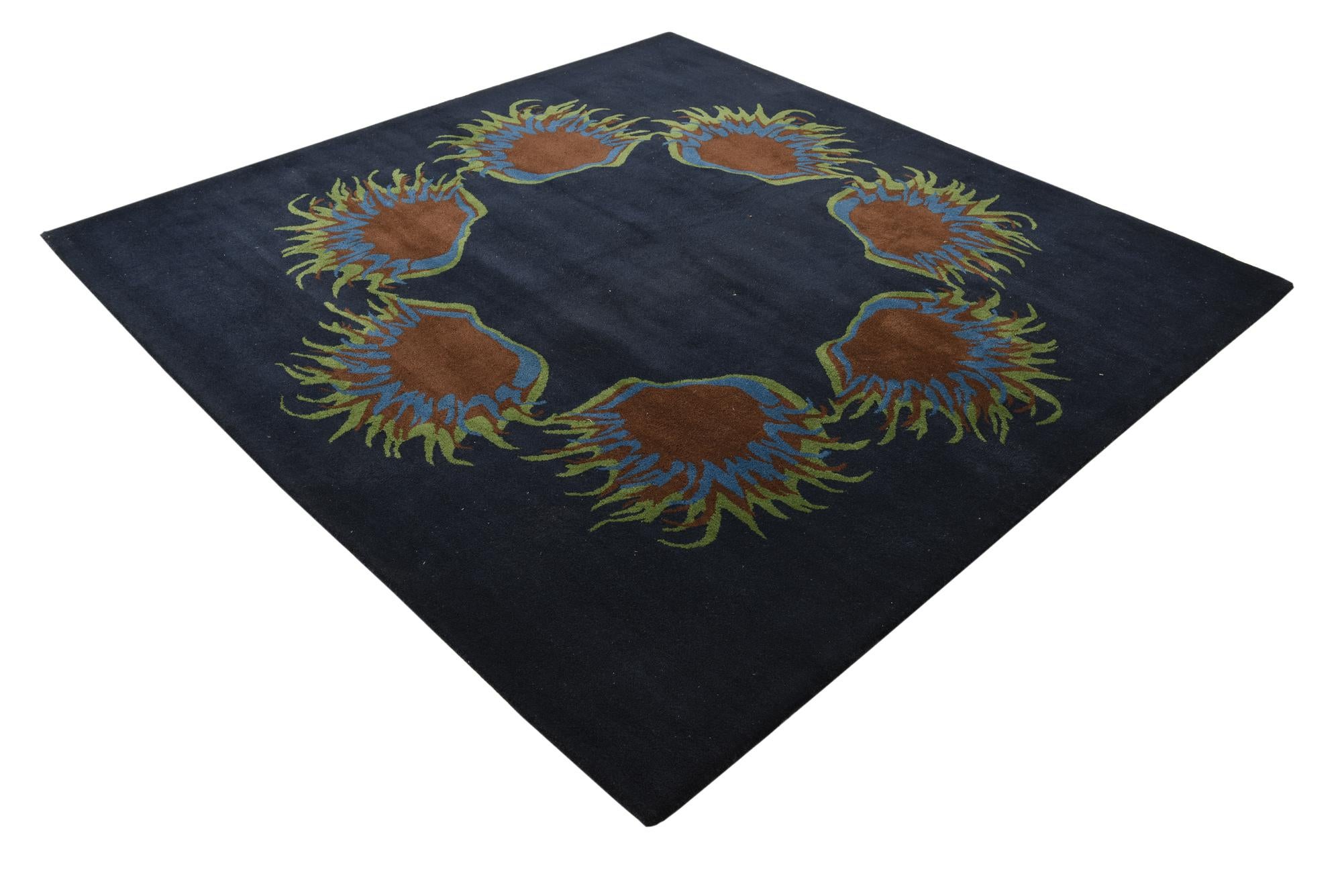 7' 5 x 7' 6 Luna Square Rug