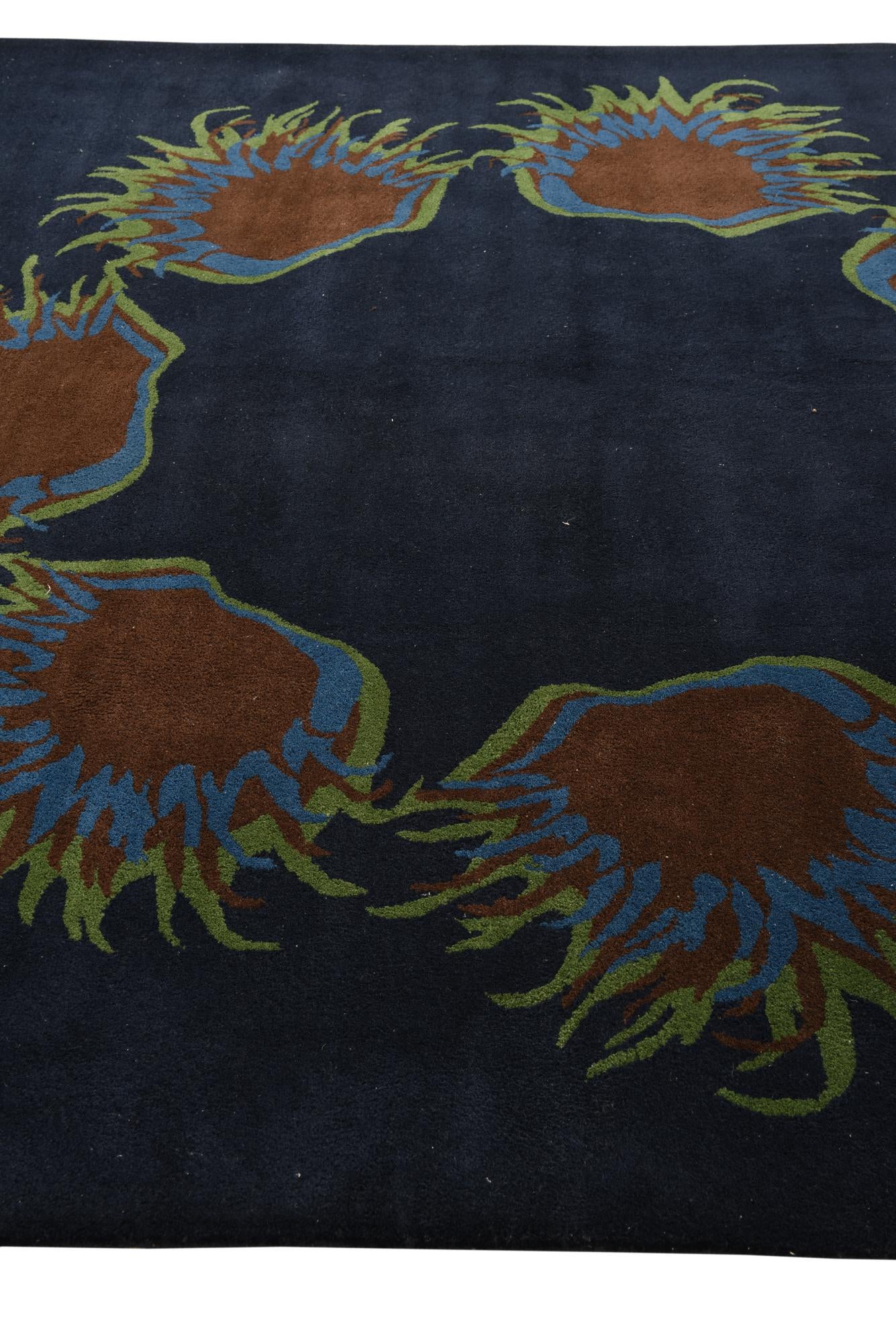 7' 5 x 7' 6 Luna Square Rug