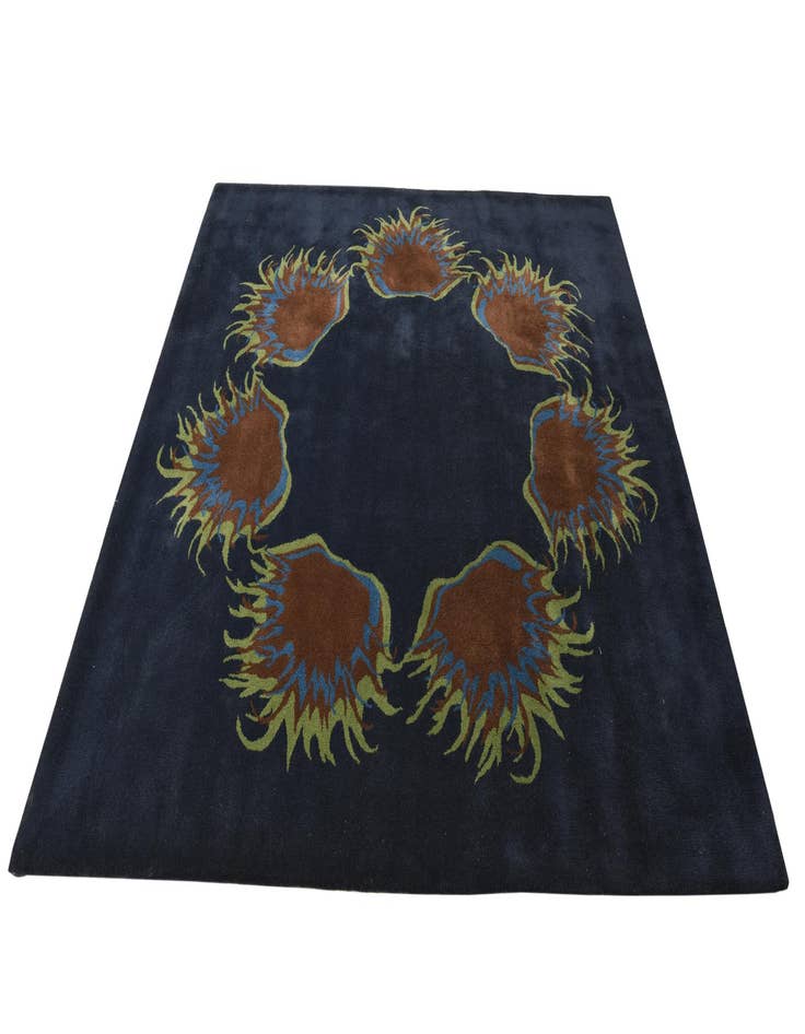 Detail image of 7' 5 x 7' 7 Luna Square Rug