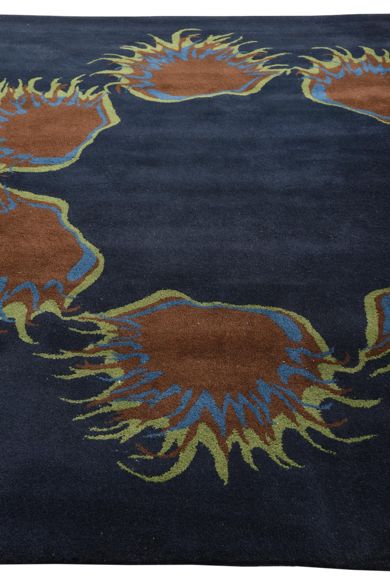 7' 5 x 7' 7 Luna Square Rug