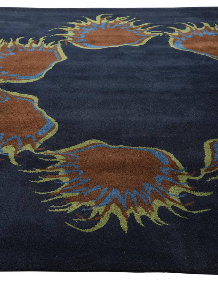 Detail image of 7' 5 x 7' 7 Luna Square Rug