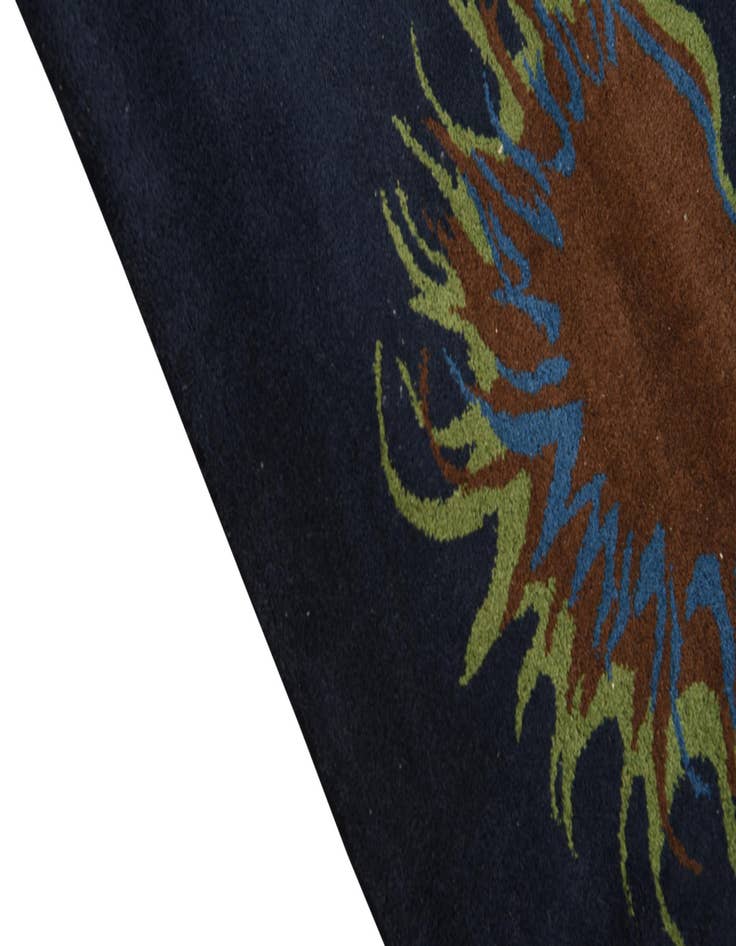 Detail image of 7' 5 x 7' 7 Luna Square Rug