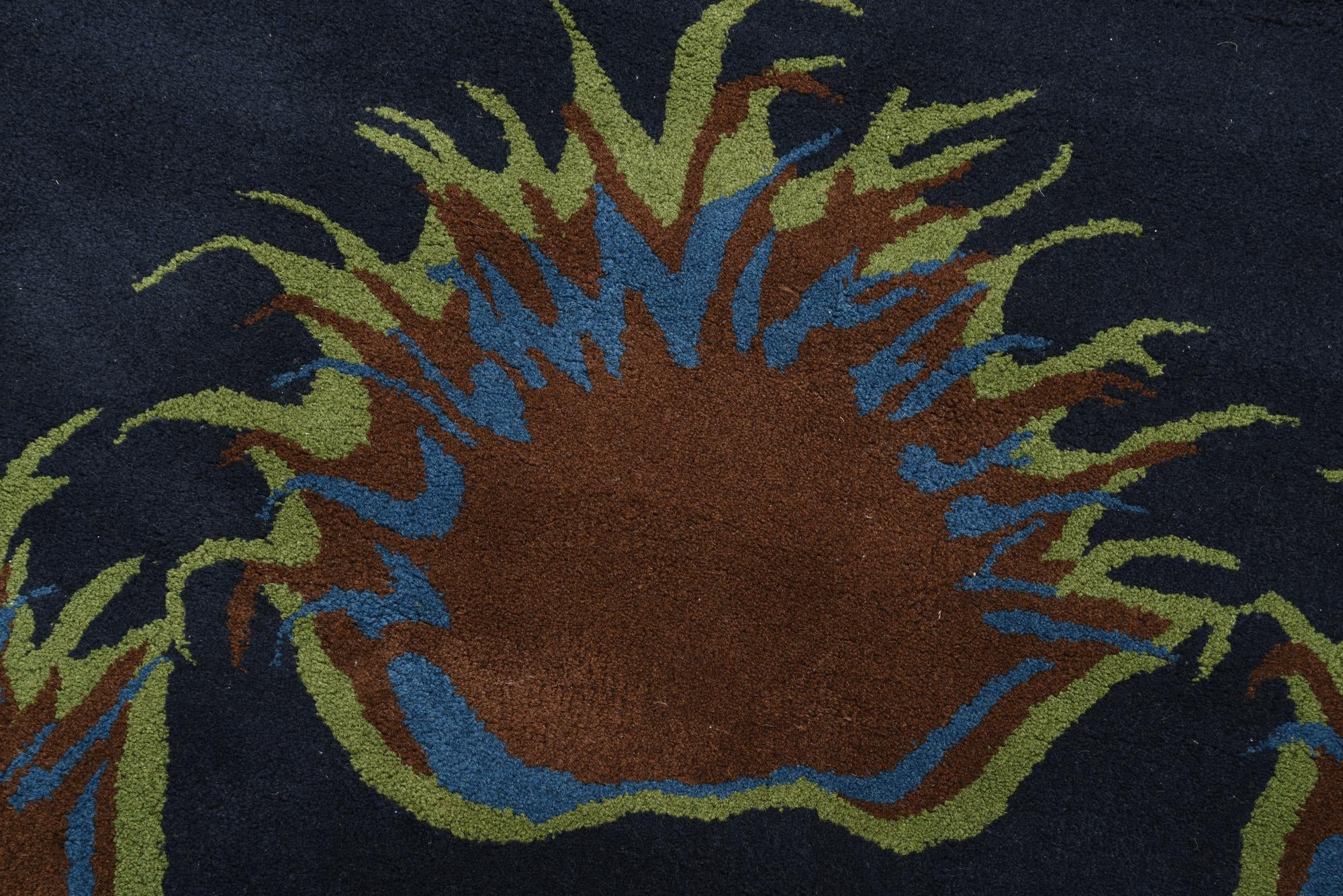7' 5 x 7' 7 Luna Square Rug