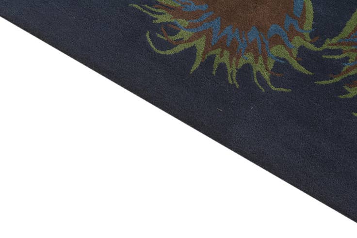 Detail image of 7' 6 x 7' 6 Luna Wool Square Rug