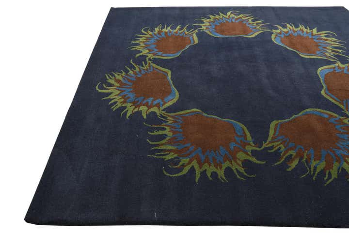 7' 5 x 7' 6 Luna Square Rug
