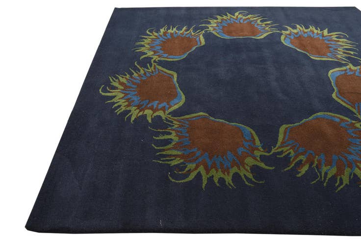 Detail image of 7' 5 x 7' 6 Luna Square Rug