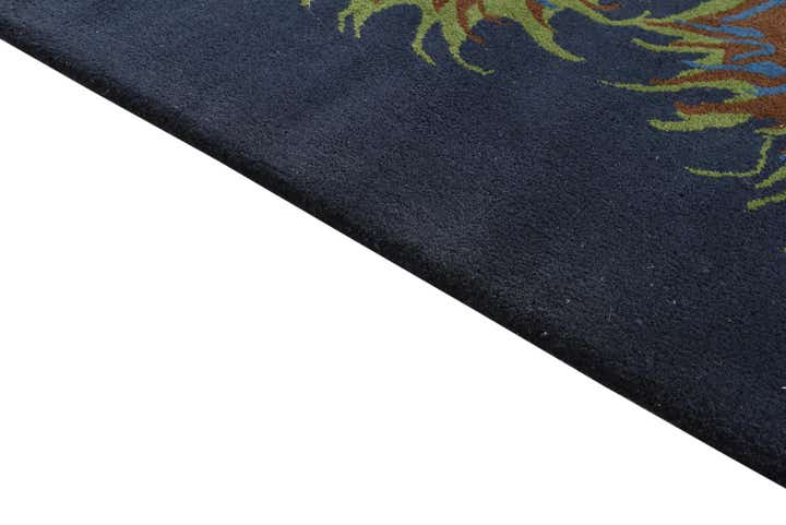 7' 5 x 7' 6 Luna Square Rug