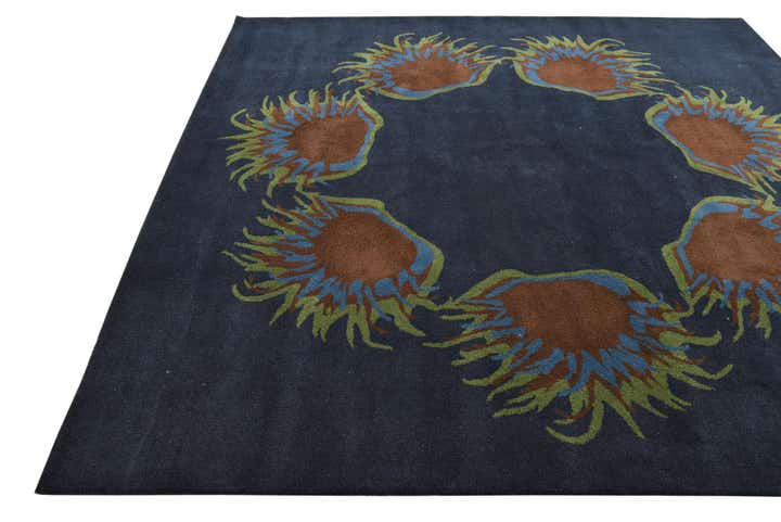 7' 7 x 7' 7 Luna Square Rug