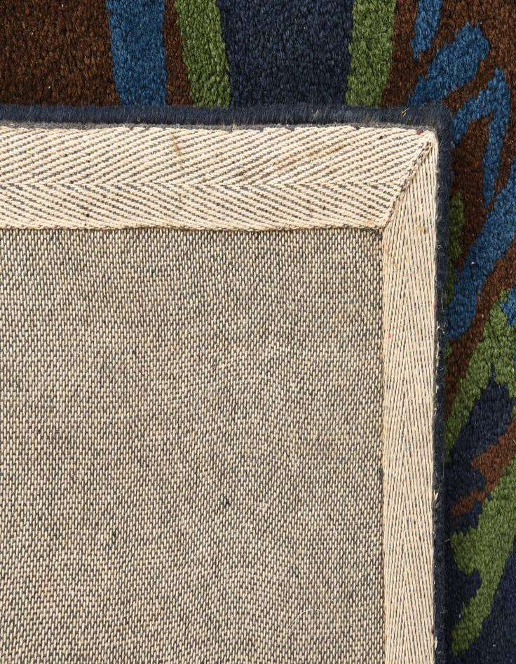 Detail image of 7' 7 x 7' 7 Luna Square Rug