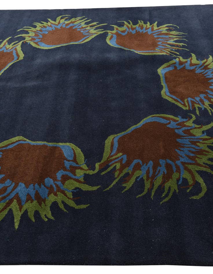 Detail image of 7' 6 x 7' 7 Luna Square Rug
