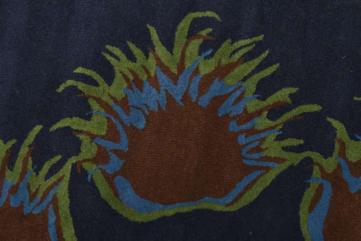 7' 6 x 7' 7 Luna Square Rug