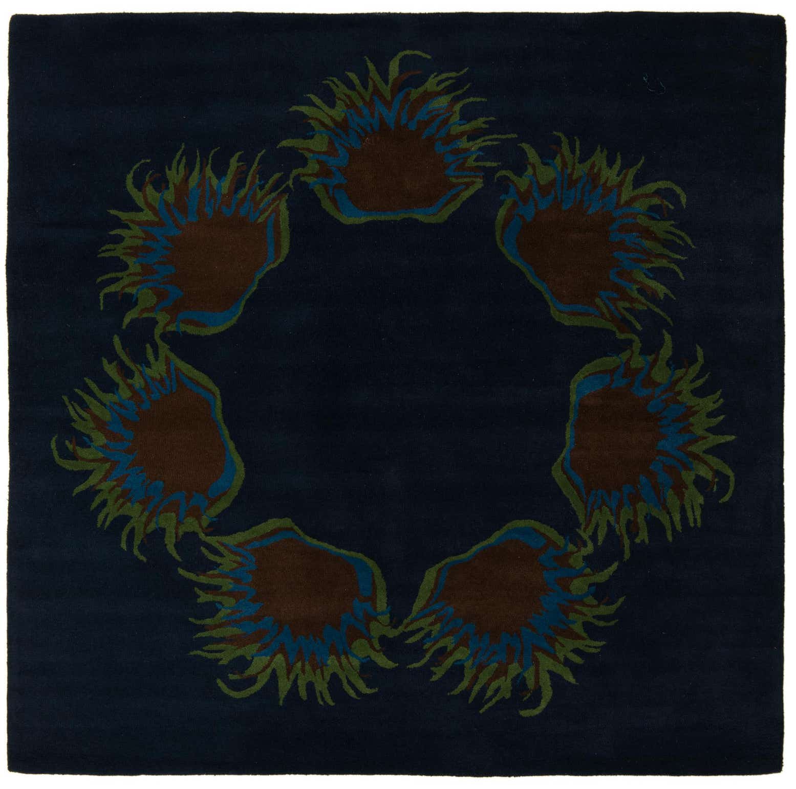 7' 6 x 7' 7 Luna Square Rug
