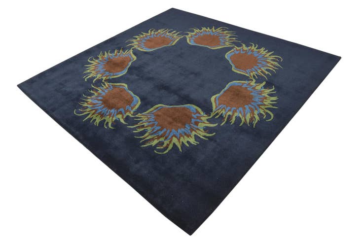 Detail image of 7' 5 x 7' 6 Luna Square Rug