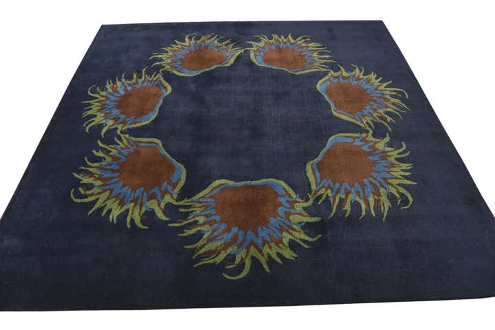 7' 5 x 7' 6 Luna Square Rug