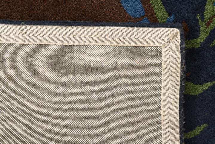 7' 5 x 7' 6 Luna Square Rug
