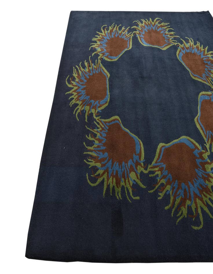 Detail image of 7' 6 x 7' 7 Luna Square Rug