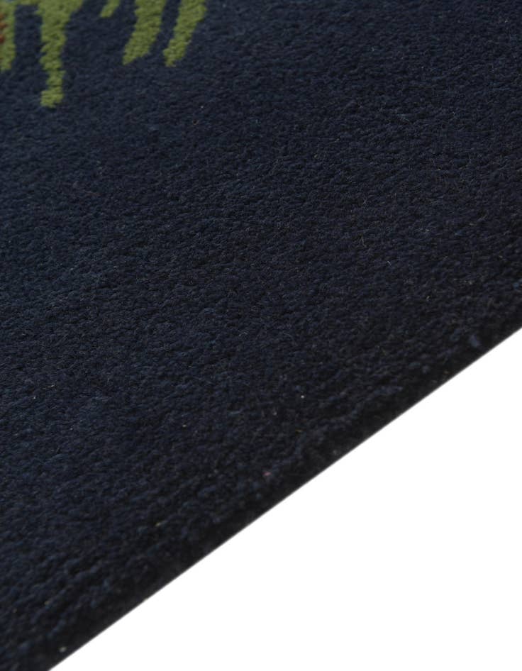 Detail image of 7' 6 x 7' 7 Luna Wool Square Rug