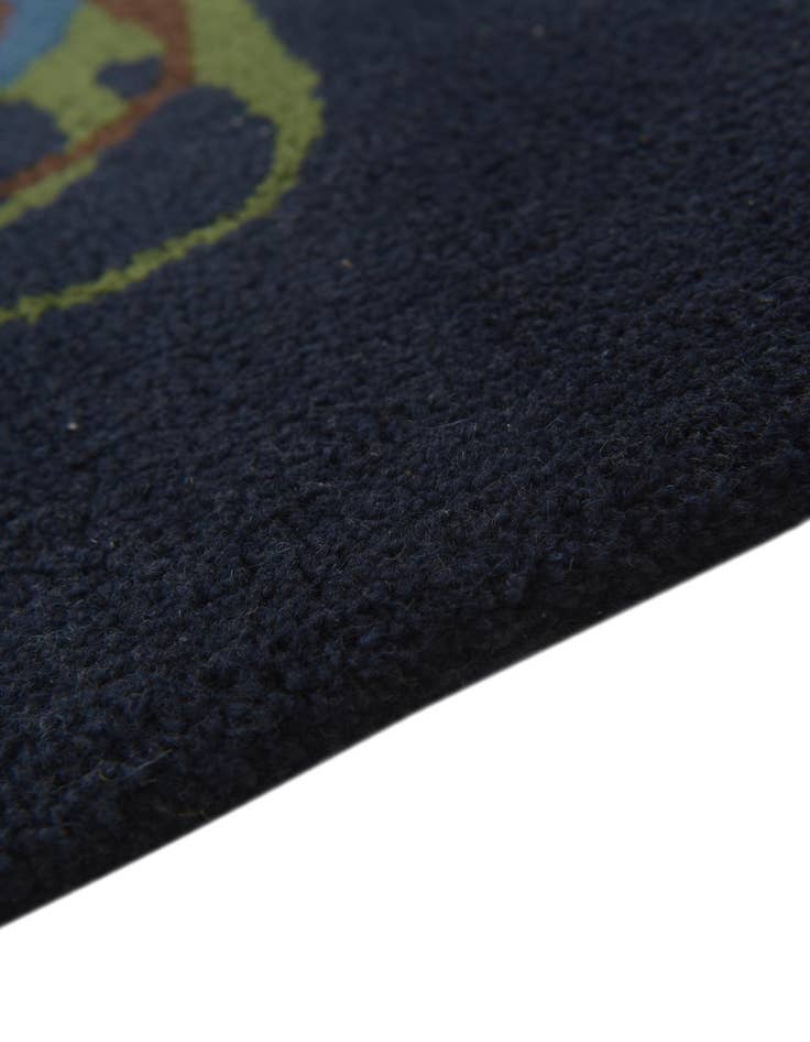 Detail image of 7' 5 x 7' 6 Luna Wool Square Rug