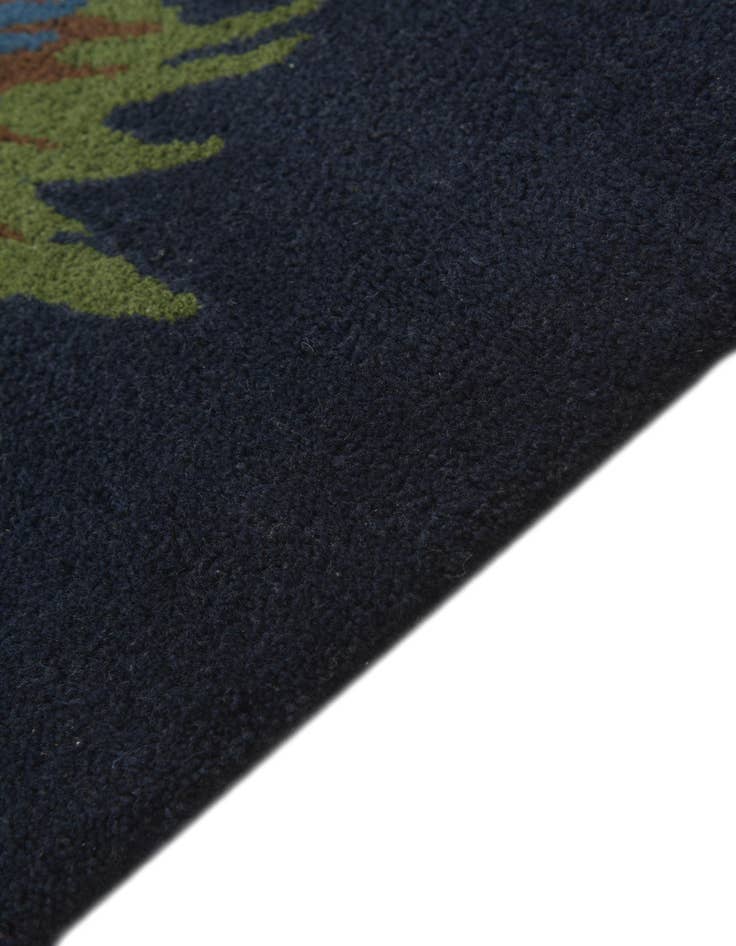 Detail image of 7' 7 x 7' 7 Luna Wool Square Rug