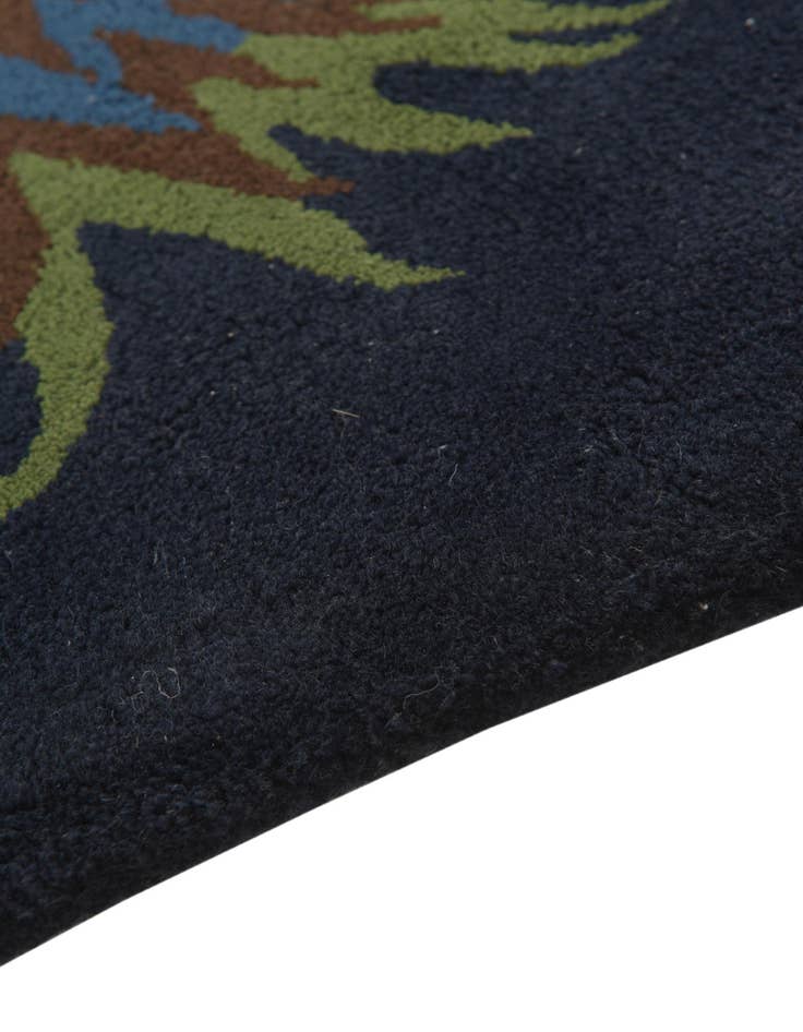 Detail image of 7' 6 x 7' 7 Luna Wool Square Rug