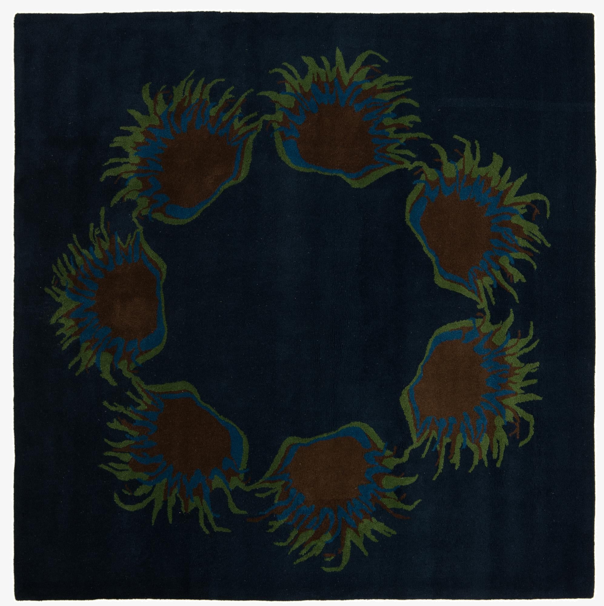 7' 6 x 7' 7 Luna Square Rug