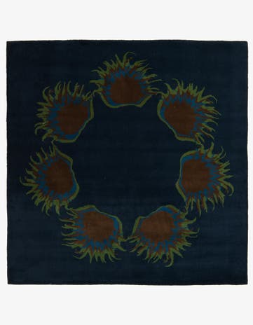 7' 6 x 7' 7 Luna Square Rug