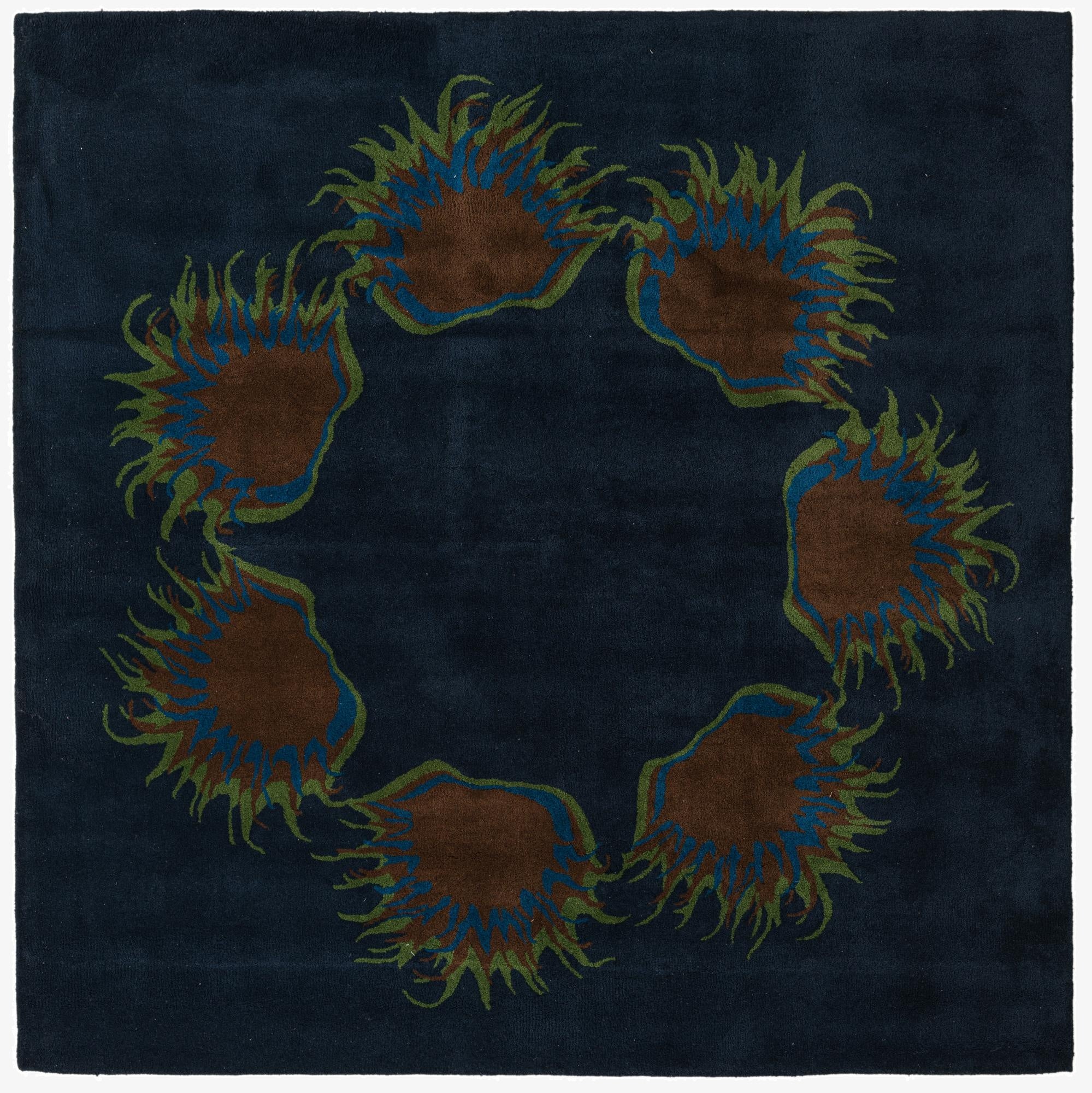 7' 6 x 7' 7 Luna Square Rug