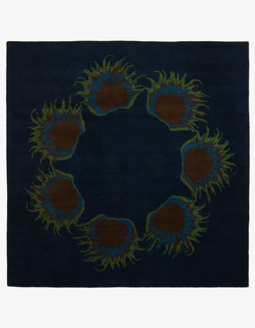 7' 6 x 7' 7 Luna Square Rug