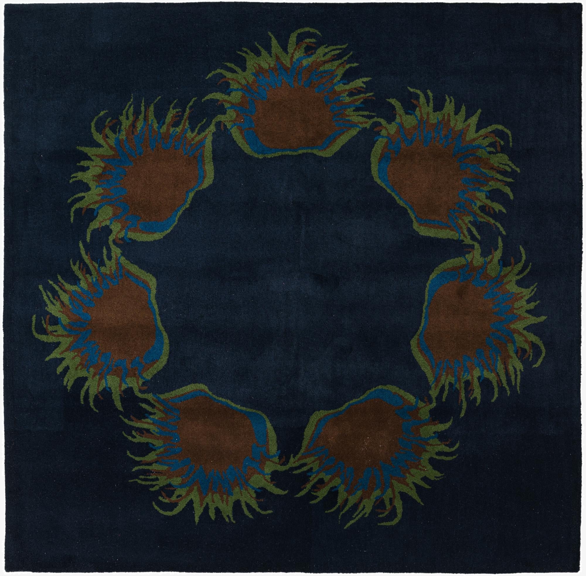 7' 6 x 7' 7 Luna Square Rug