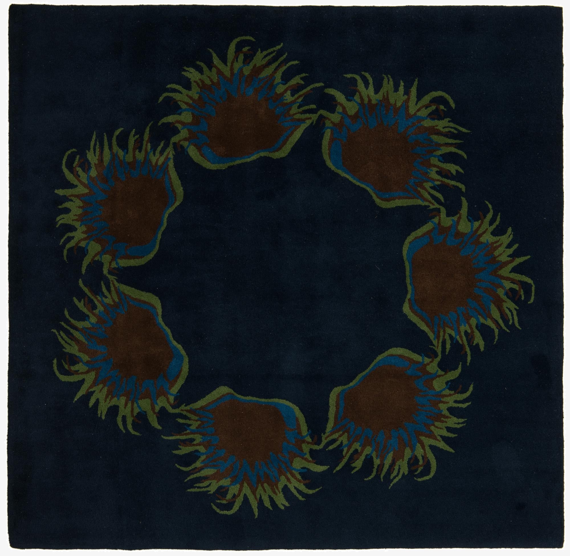 7' 5 x 7' 8 Luna Square Rug