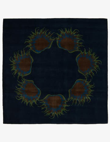 7' 6 x 7' 7 Luna Square Rug