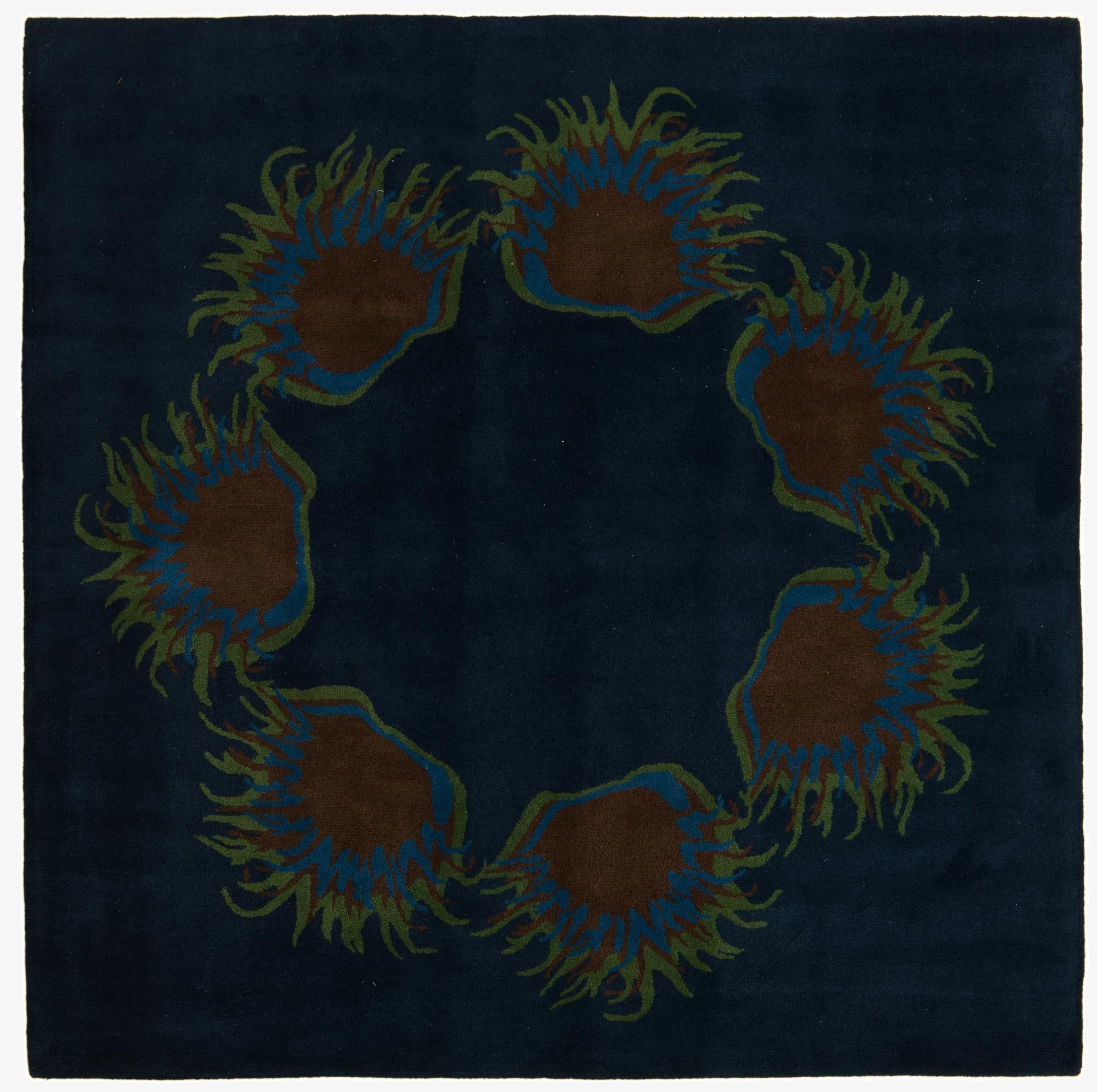 7' 6 x 7' 7 Luna Square Rug