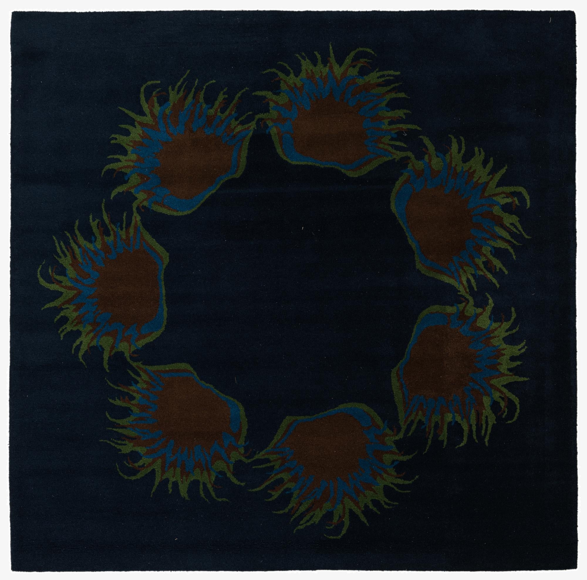 7' 6 x 7' 7 Luna Square Rug