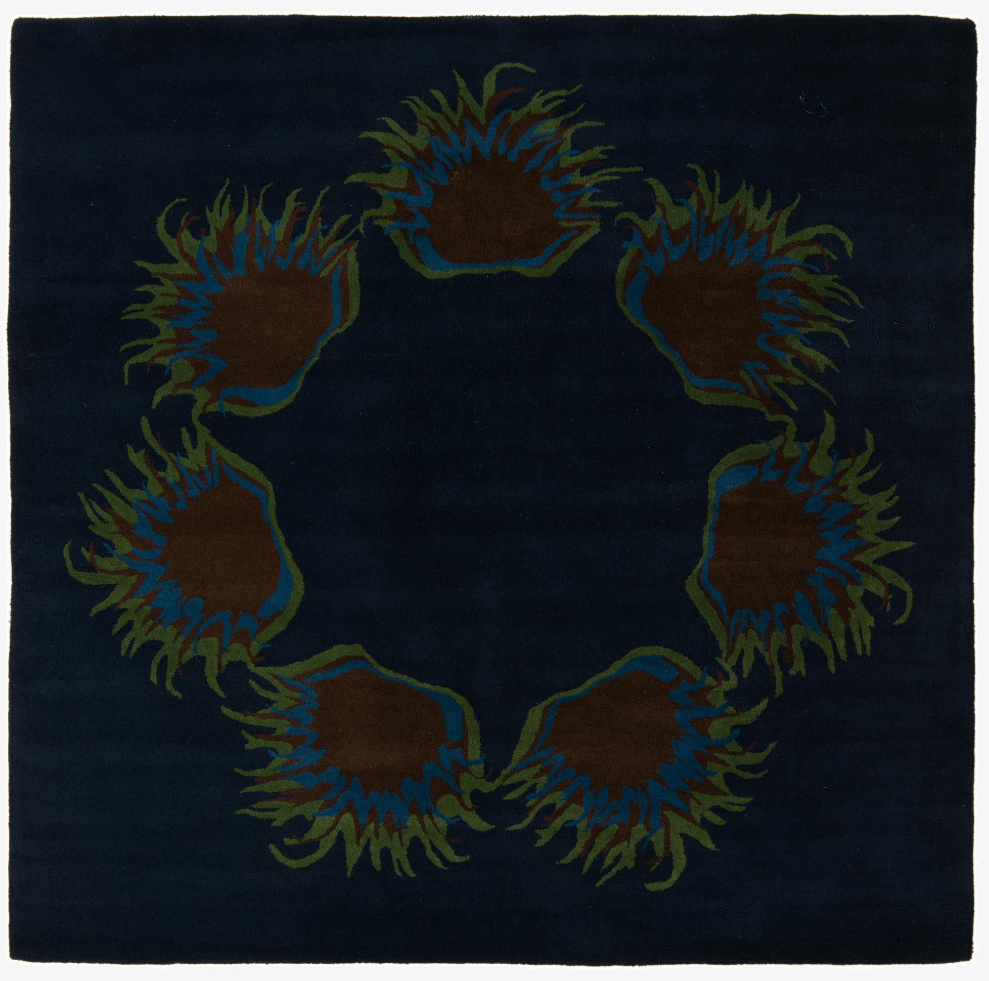 7' 6 x 7' 7 Luna Square Rug