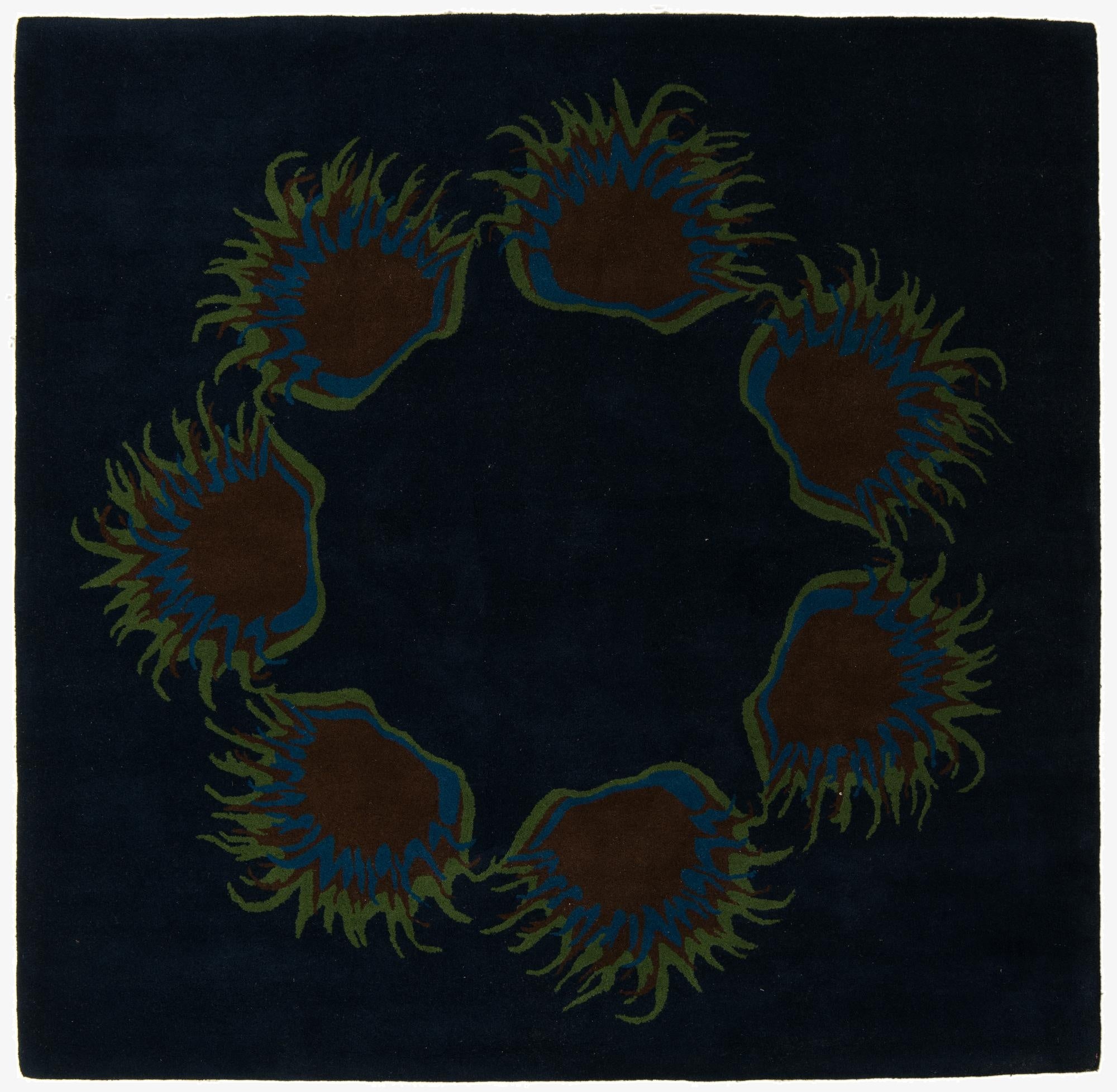 7' 6 x 7' 8 Luna Square Rug