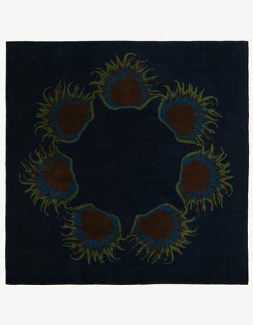 7' 5 x 7' 6 Luna Square Rug