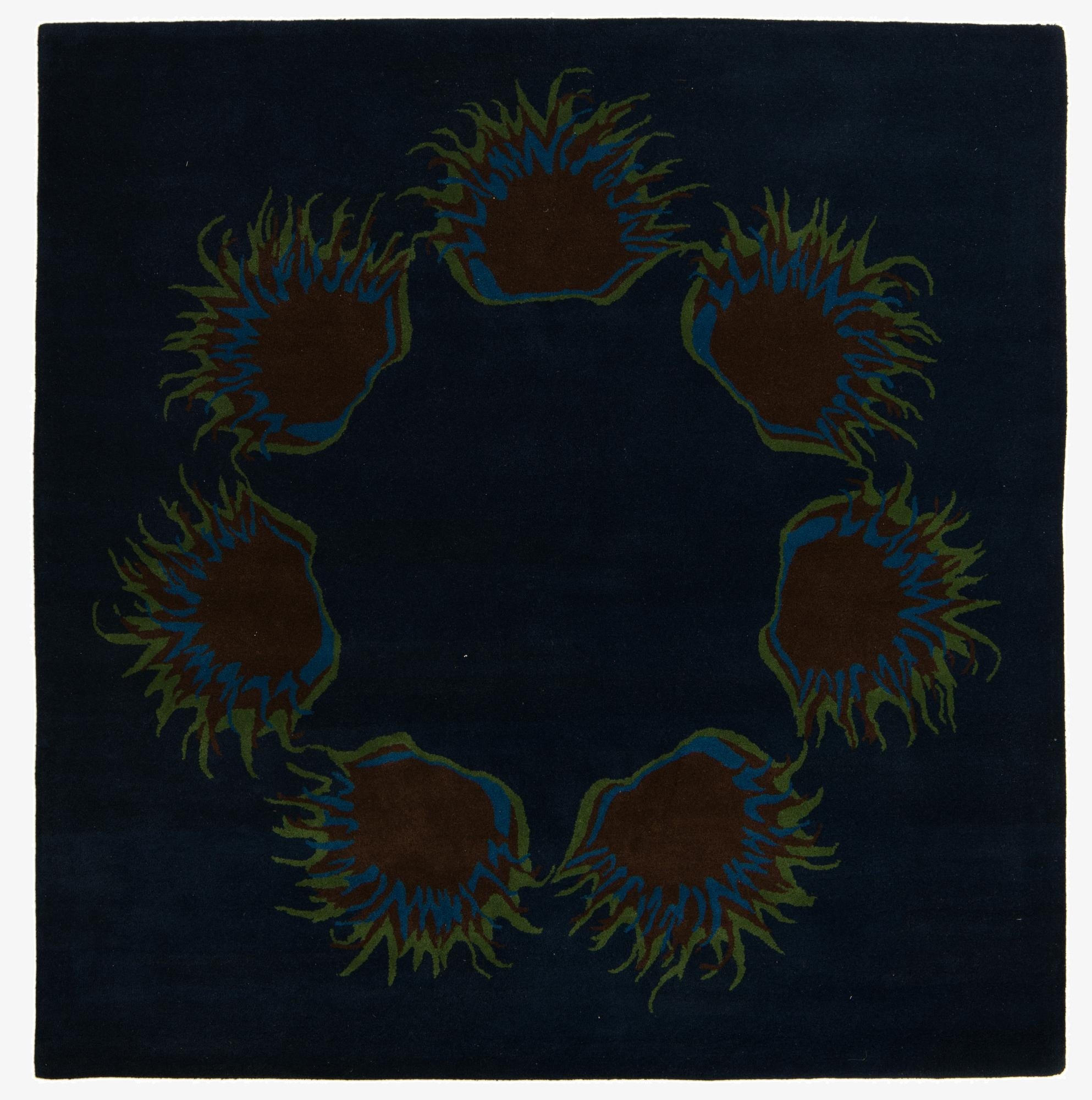 7' 6 x 7' 7 Luna Square Rug