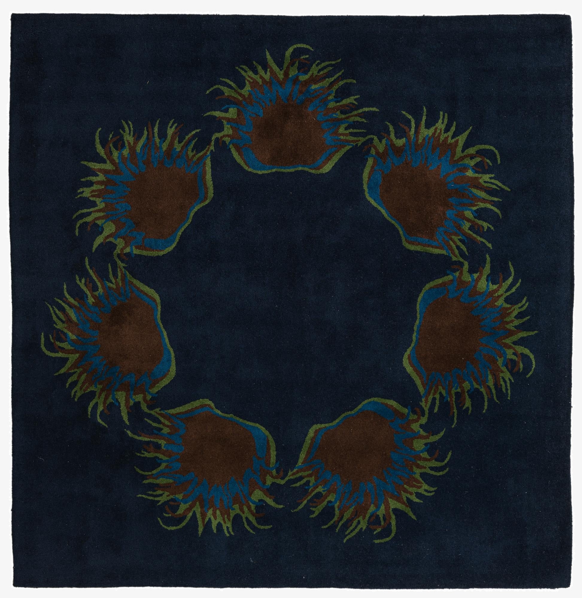 7' 6 x 7' 7 Luna Square Rug