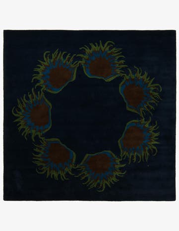 7' 6 x 7' 8 Luna Square Rug