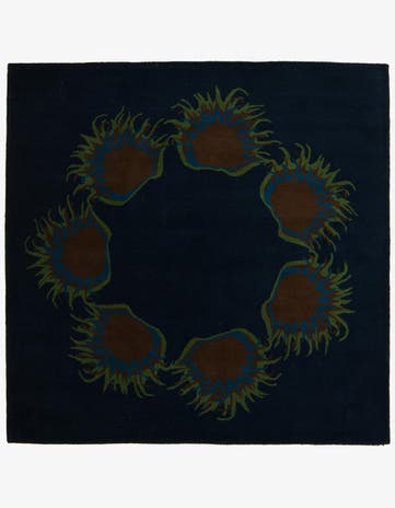 7' 8 x 7' 8 Luna Square Rug