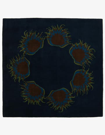 7' 4 x 7' 7 Luna Square Rug