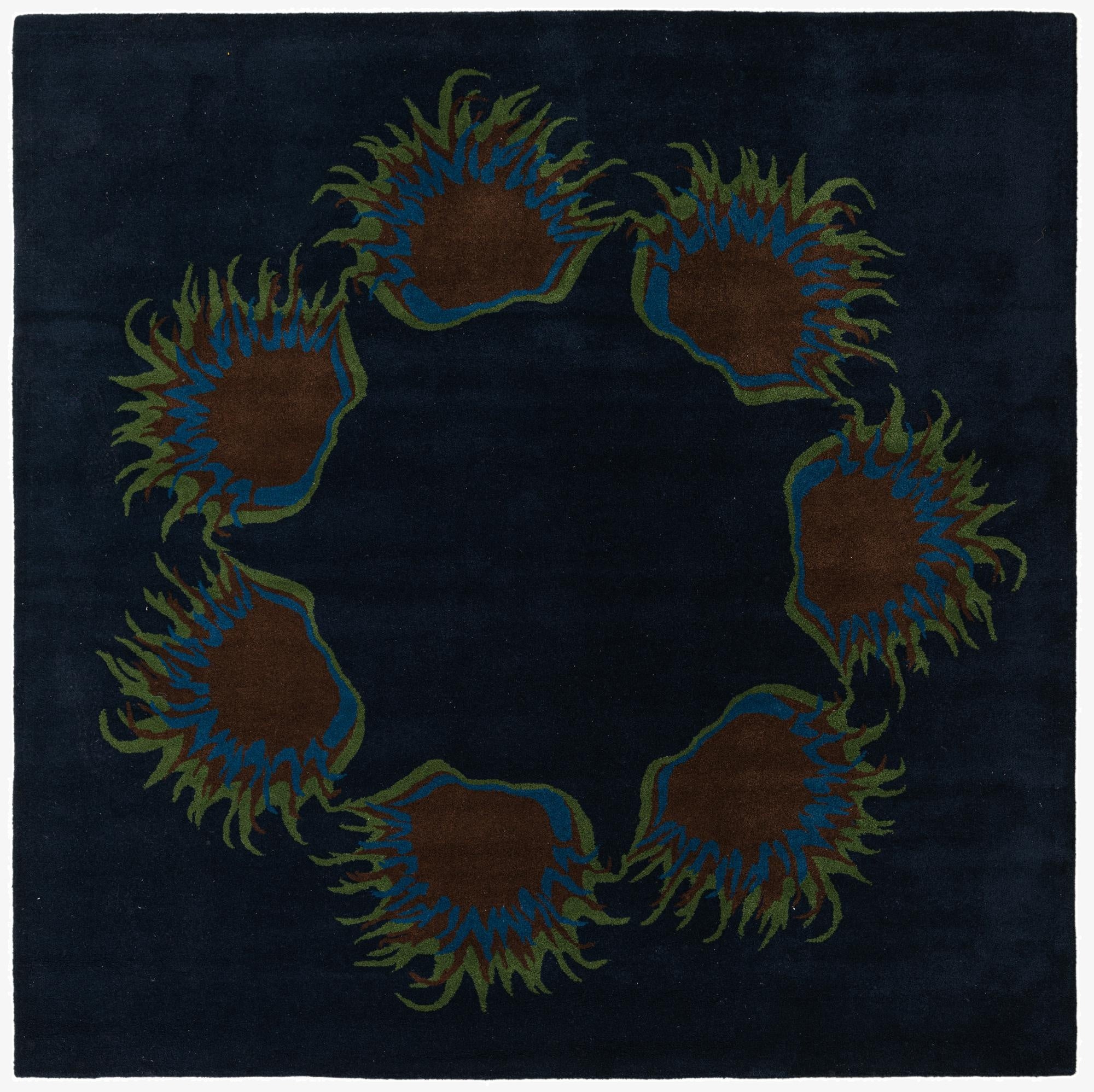 7' 6 x 7' 7 Luna Square Rug