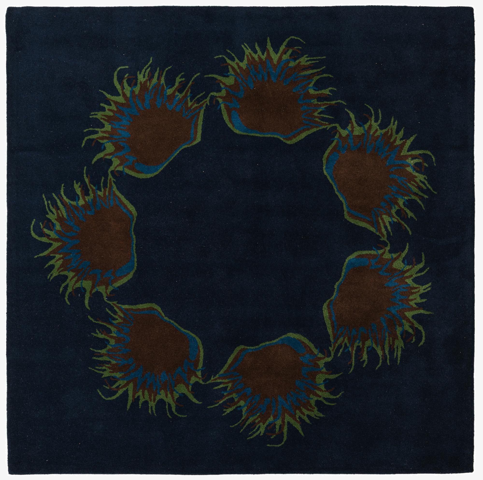 7' 6 x 7' 7 Luna Square Rug