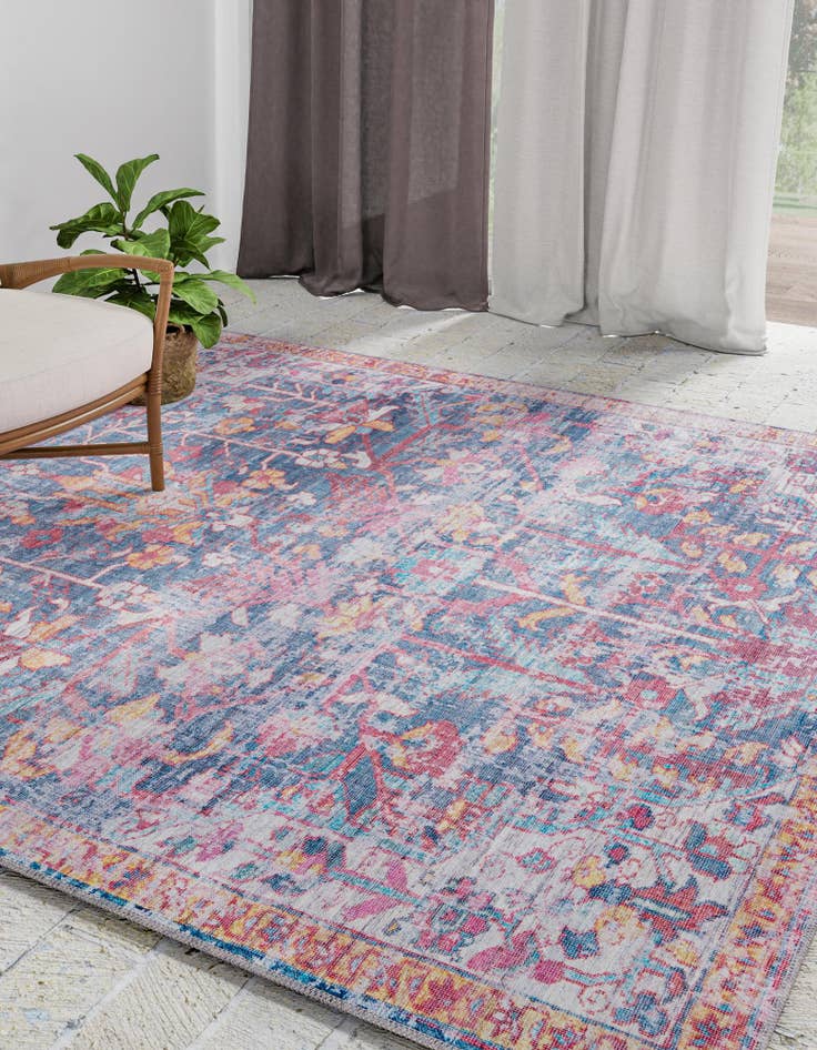 Detail image of 7' 3 x 7' 3 Washable Maahru Square Rug